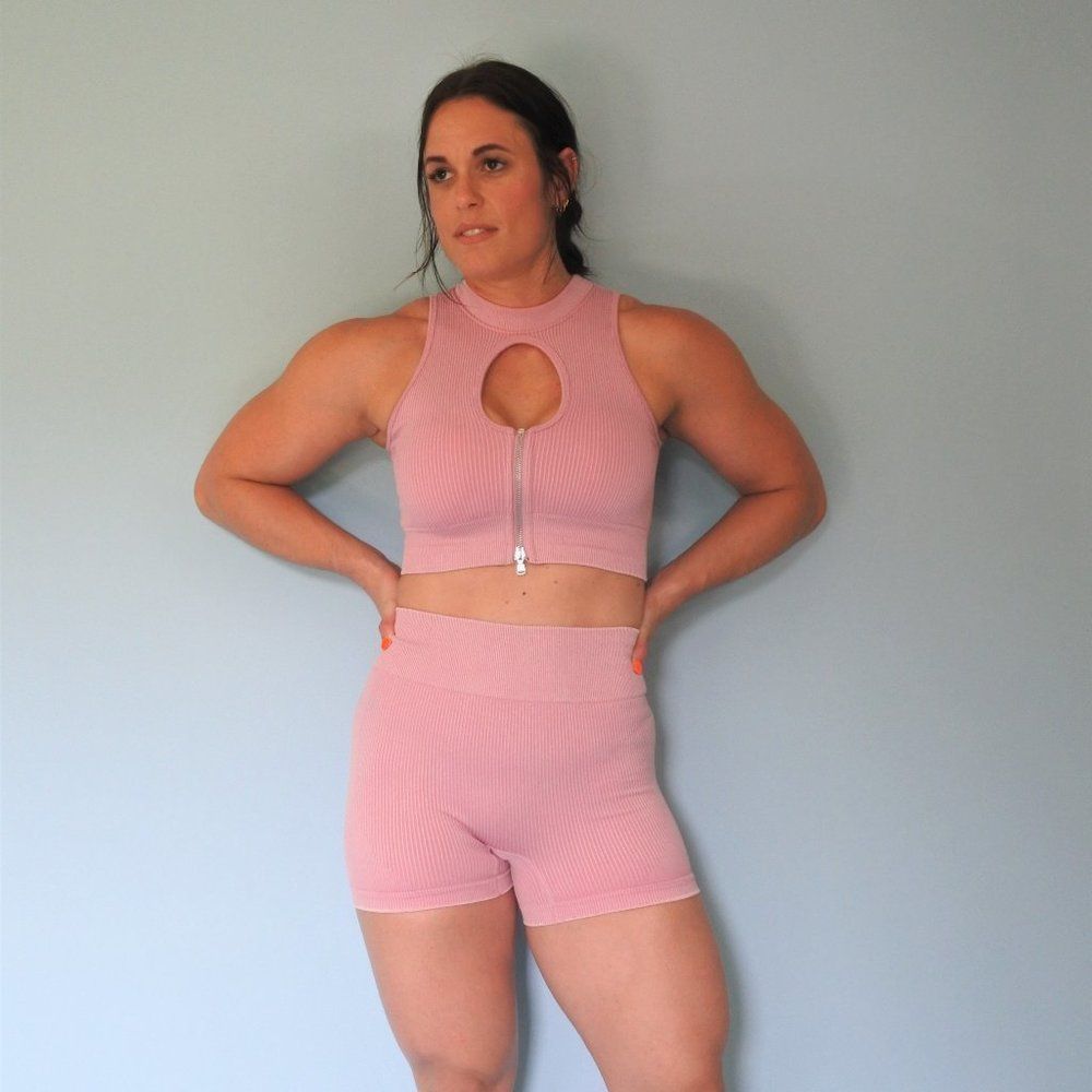 Embraced Seamless Short Set